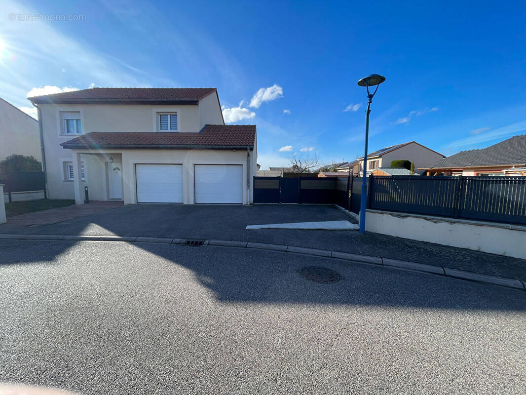 Maison à CHANTEHEUX