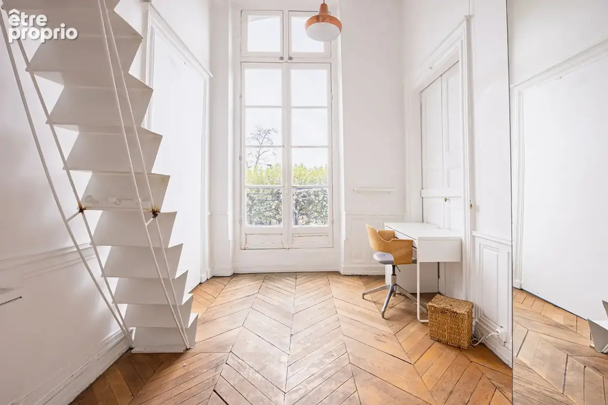 NANTES FEYDEAU - Superbe appartement ancien 88 m² - photo 4