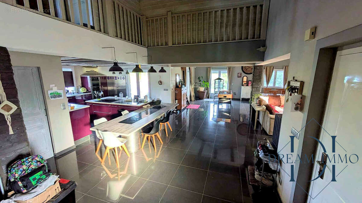 Maison à SAINT-CHRISTOL-LES-ALES