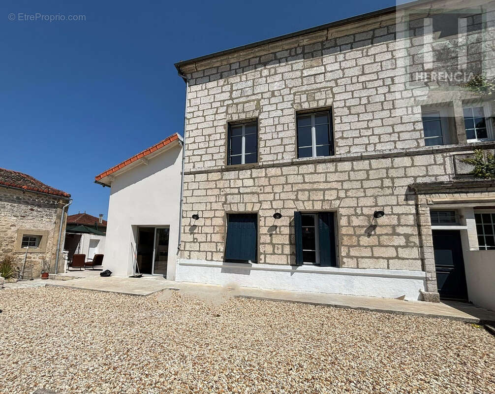Maison à SOYAUX