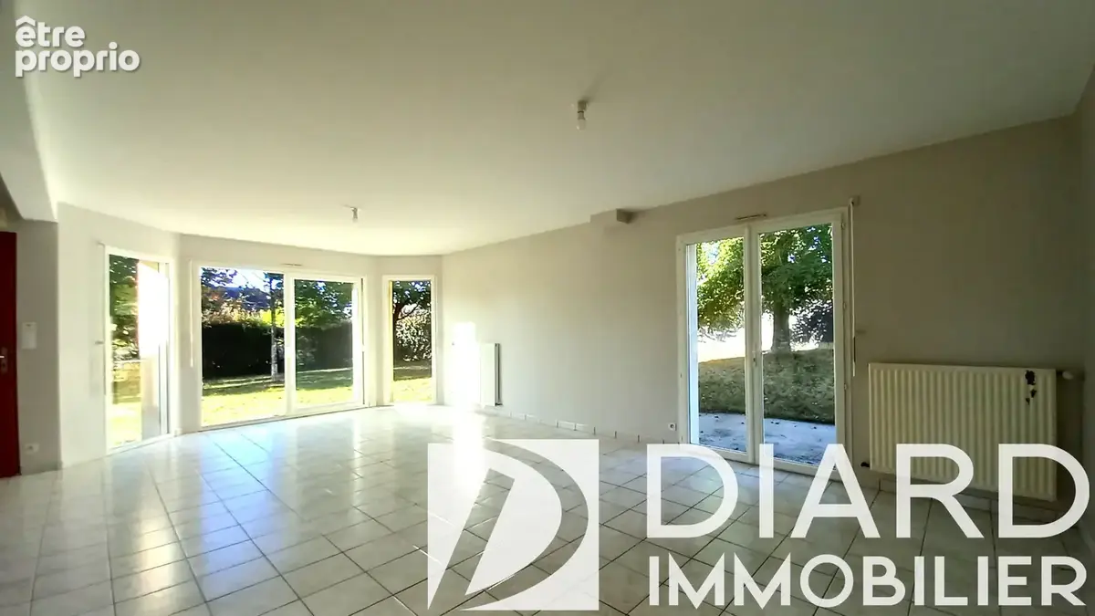 Maison  6 pièce(s) 120 m2 - photo 2