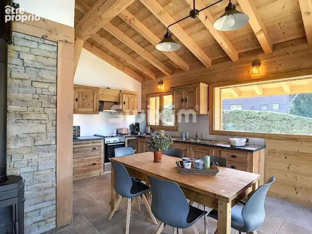 Chalet avec terrain constructible à vendre à Megève. - photo 3