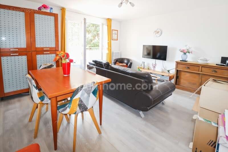 Appartement à FONTAINE