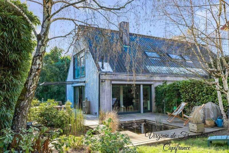 Maison à SUCY-EN-BRIE