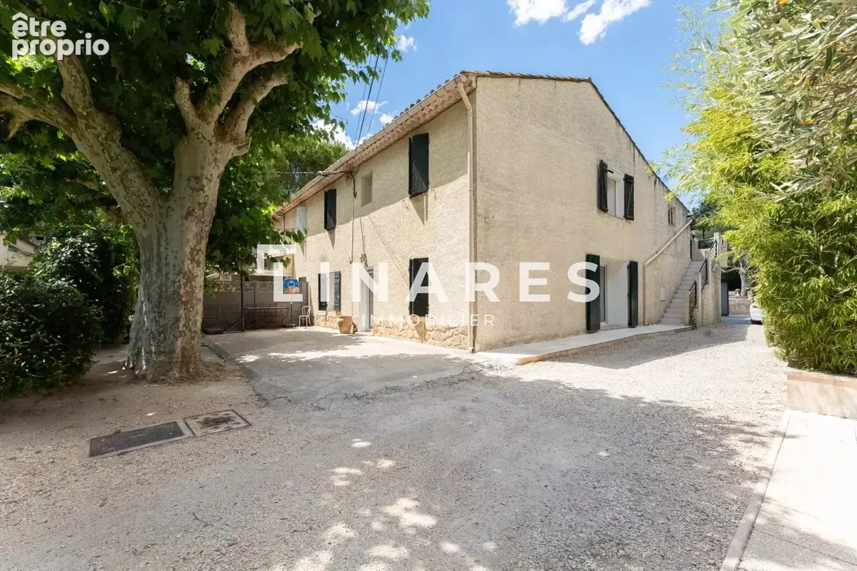 La CEZANNE - Maison de 189m2 (Deux Appartements) -  Terrain 1100m2 - 13100 Le Tholonet - photo 12