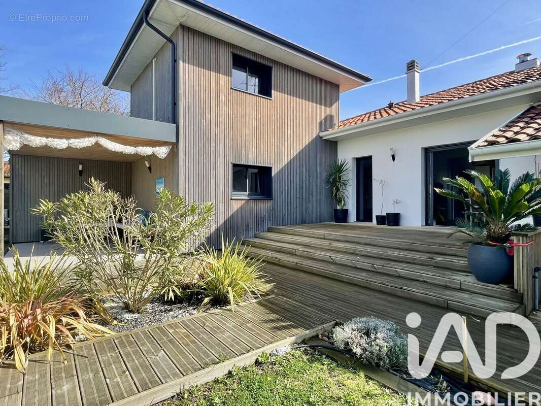 Photo 9 - Maison à TOSSE