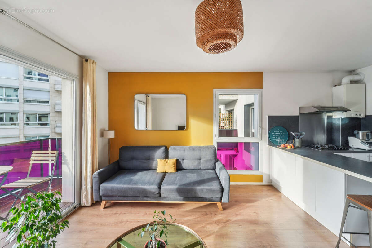 Appartement à IVRY-SUR-SEINE