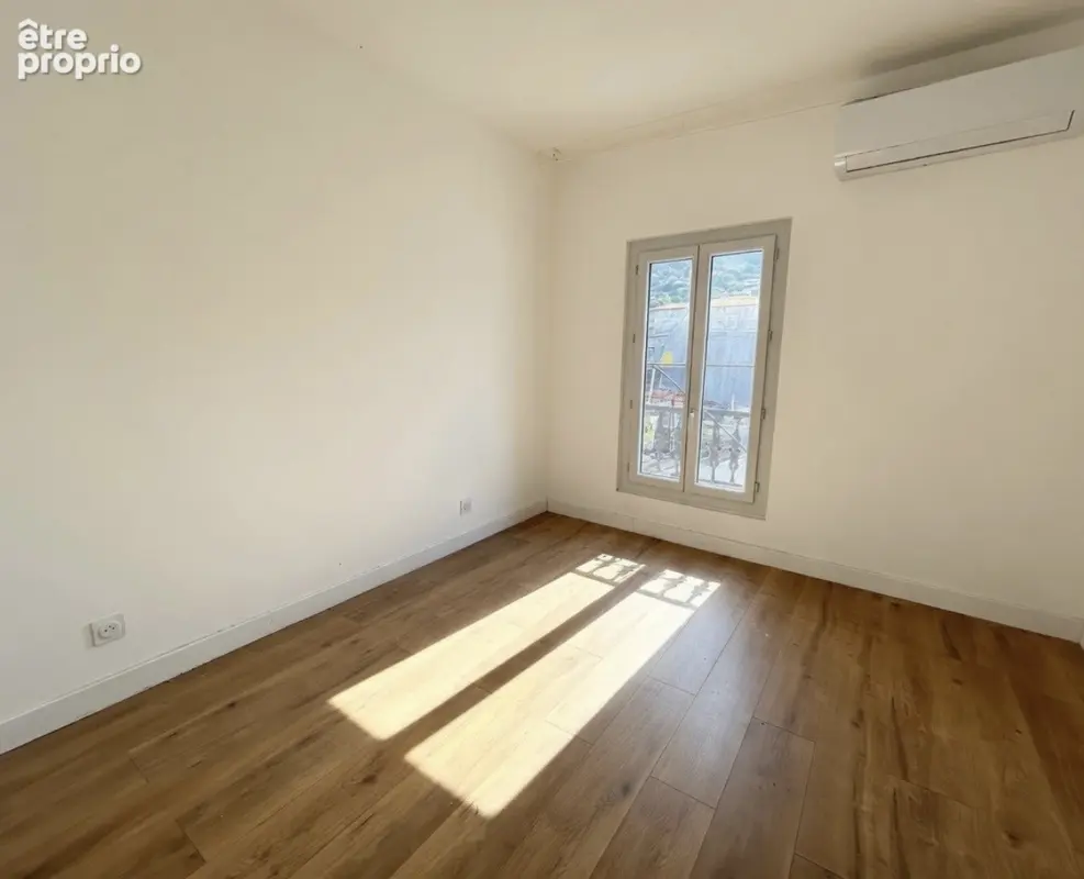 Appartement Sete 3 pièce(s) 73 m2  COEUR DE VILLE avec balcon - photo 5