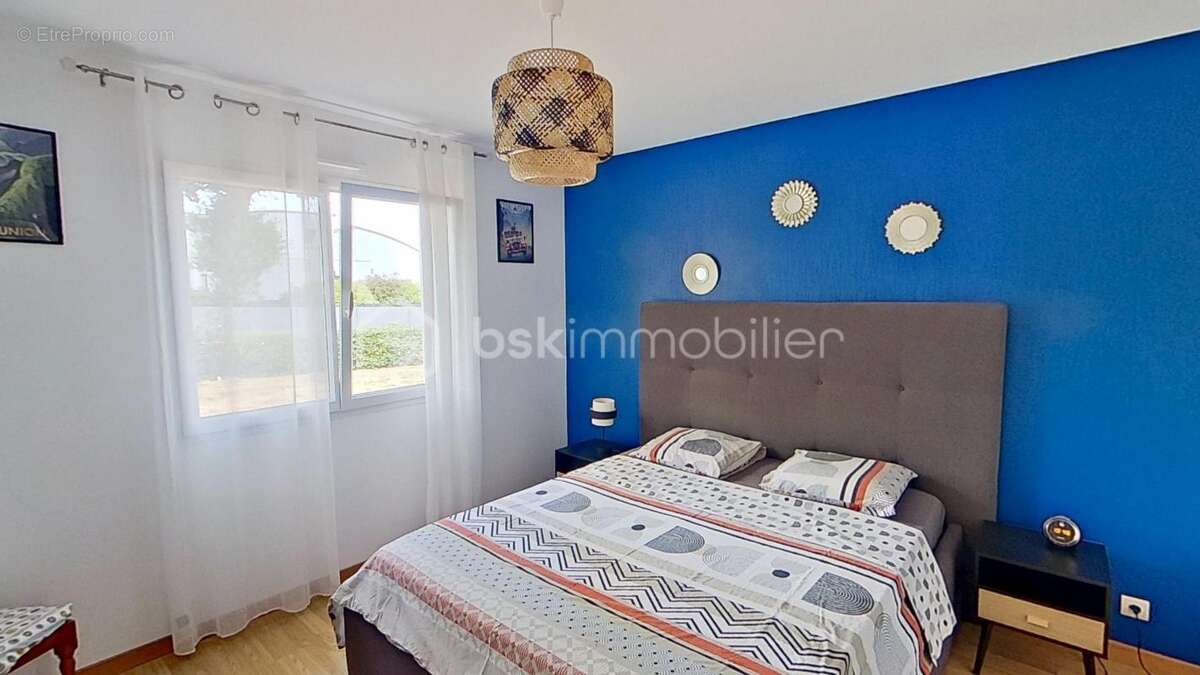 LARMOR PLAGE (56620) – Maison familiale de 152 m², 2 chambres + 2 suites parentales, une véranda, jacuzzi , deux garages - photo 12