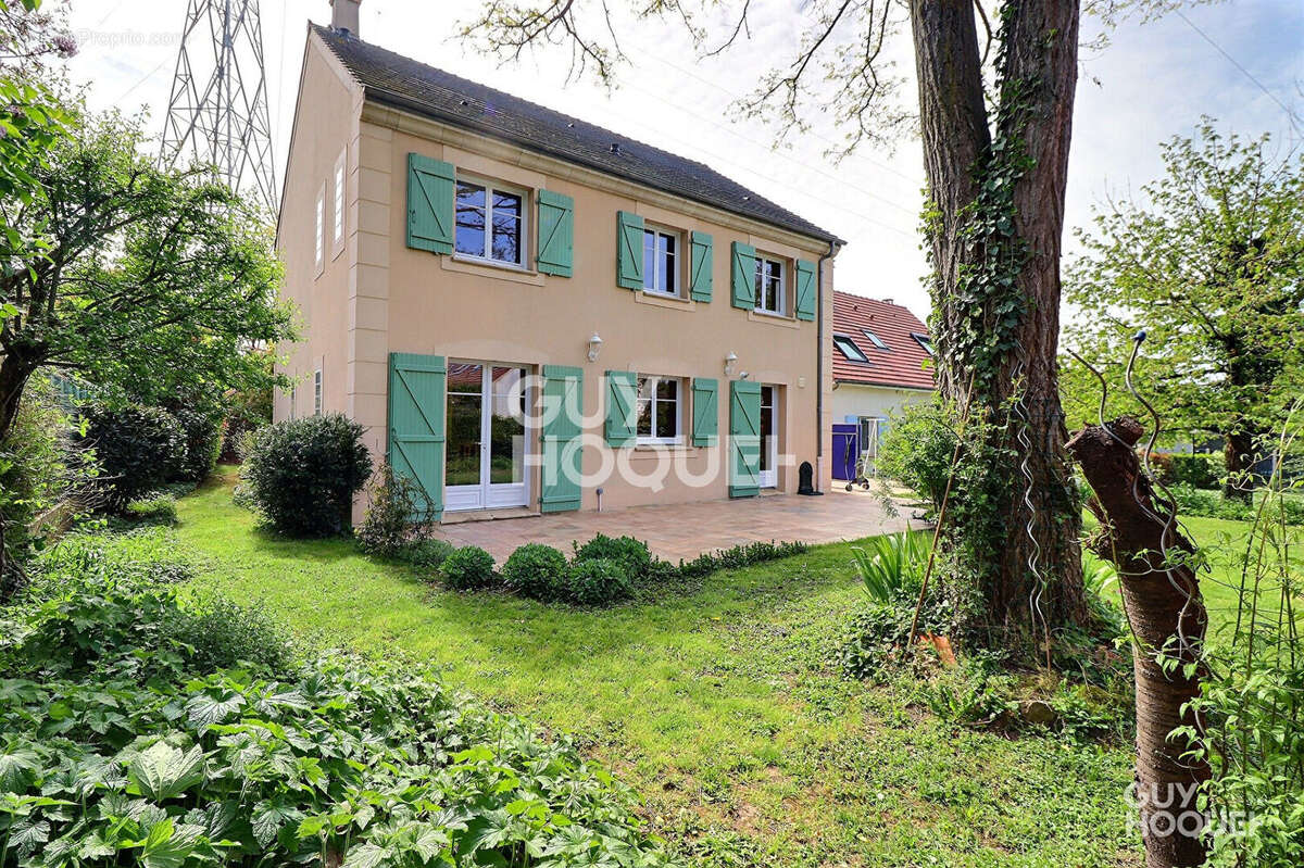 Maison à SAINT-MICHEL-SUR-ORGE
