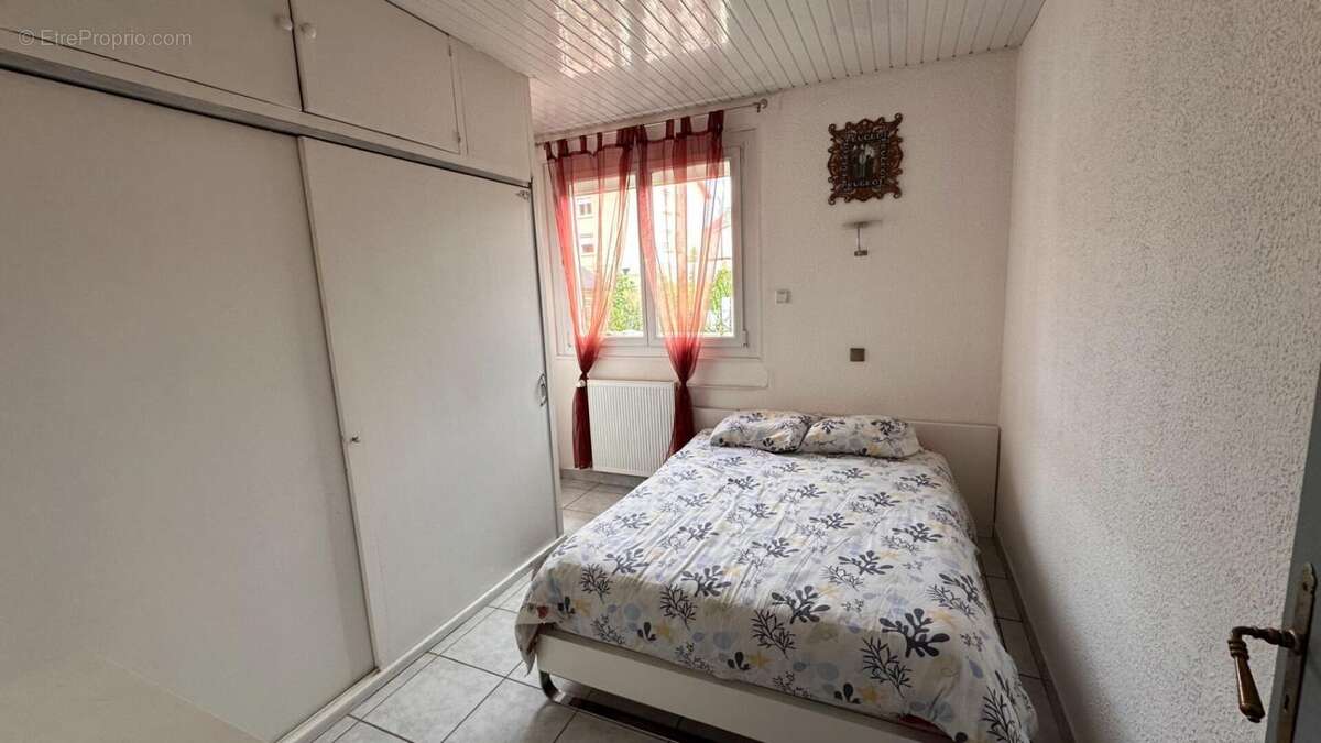 Maison à L&#039;ISLE-SUR-LE-DOUBS