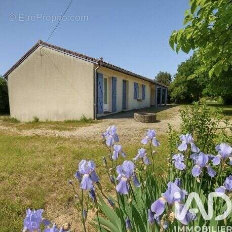 Photo 3 - Maison à MERCUROL