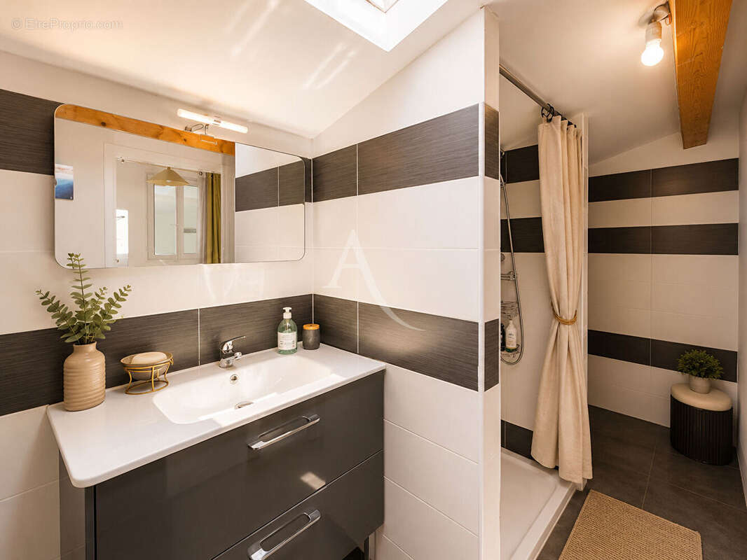 Maison à MARSEILLE-8E