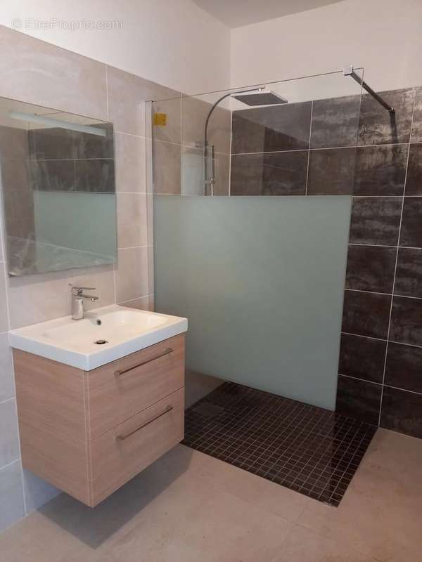 Maison à SAINTE-SUZANNE