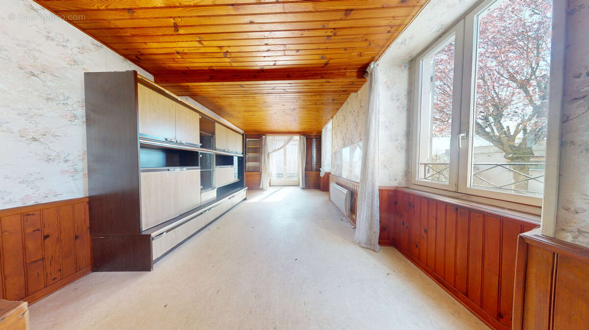 Maison à SAUXILLANGES