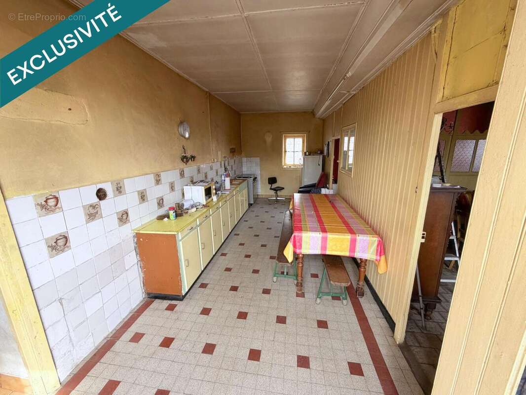 Maison 81 m² à Le Teilleul  - photo 2