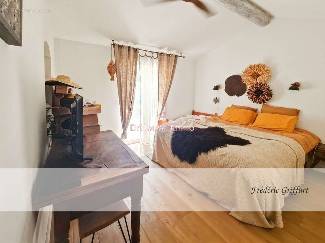 Maison à GREOUX-LES-BAINS