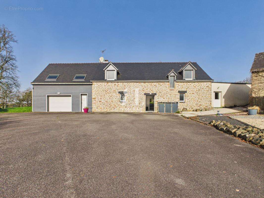 Maison à CAUDAN