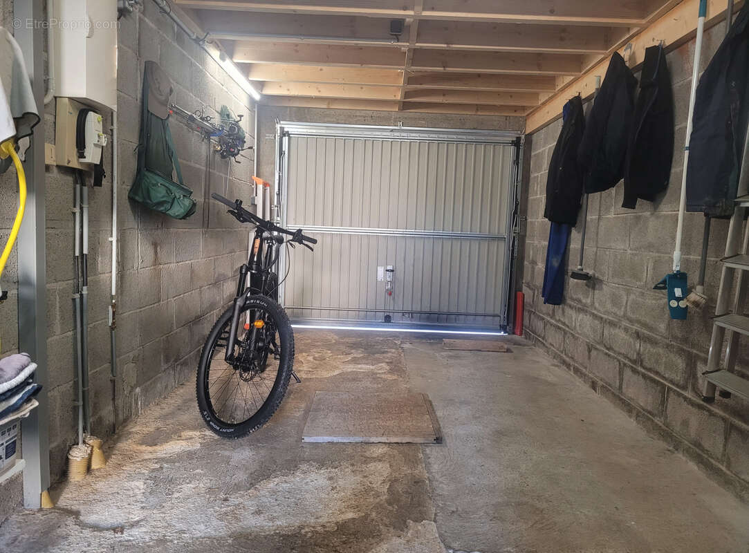 Maison à SAINT-OUEN-DES-ALLEUX