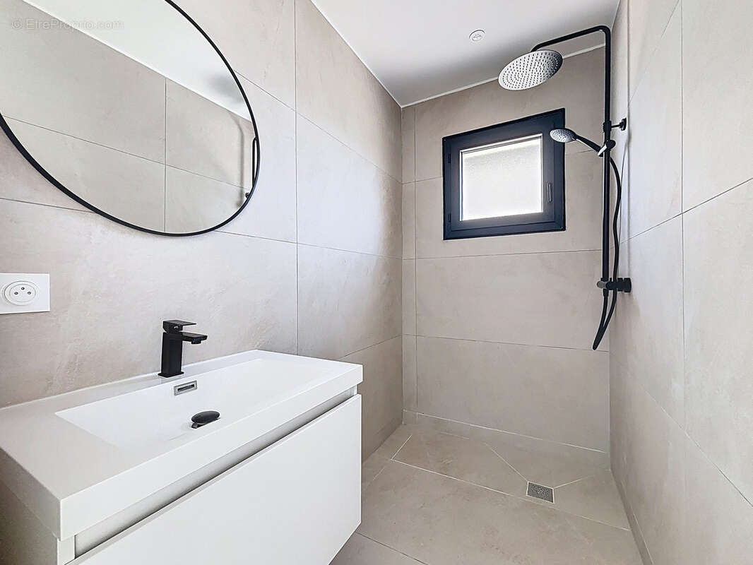 Maison à ARPAILLARGUES-ET-AUREILLAC