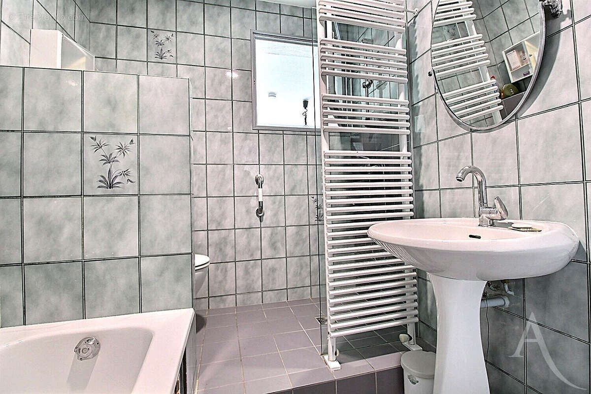 Maison à VILLENAVE-D'ORNON