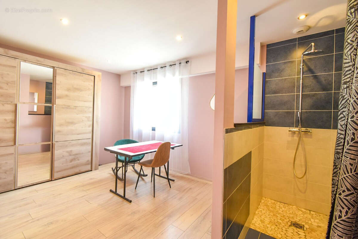 Maison à AIGUEBELETTE-LE-LAC