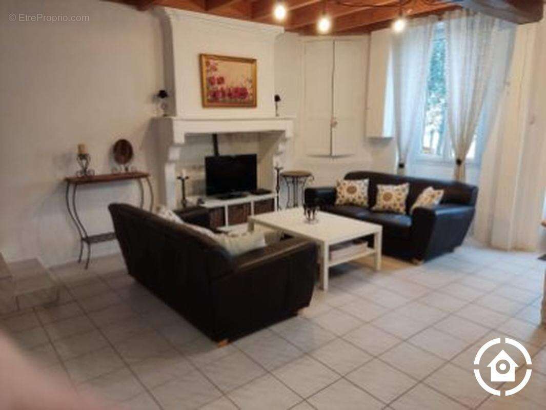 Maison à LE GICQ