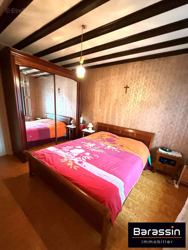 Maison à HEUGUEVILLE-SUR-SIENNE