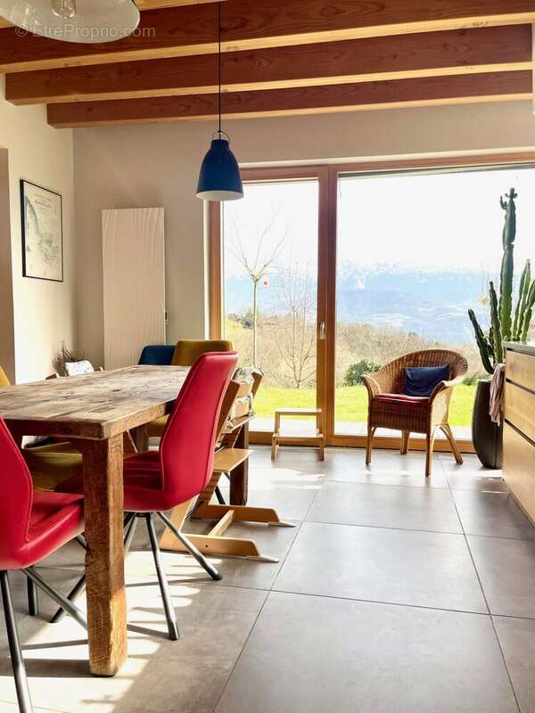 Maison à LA TRONCHE