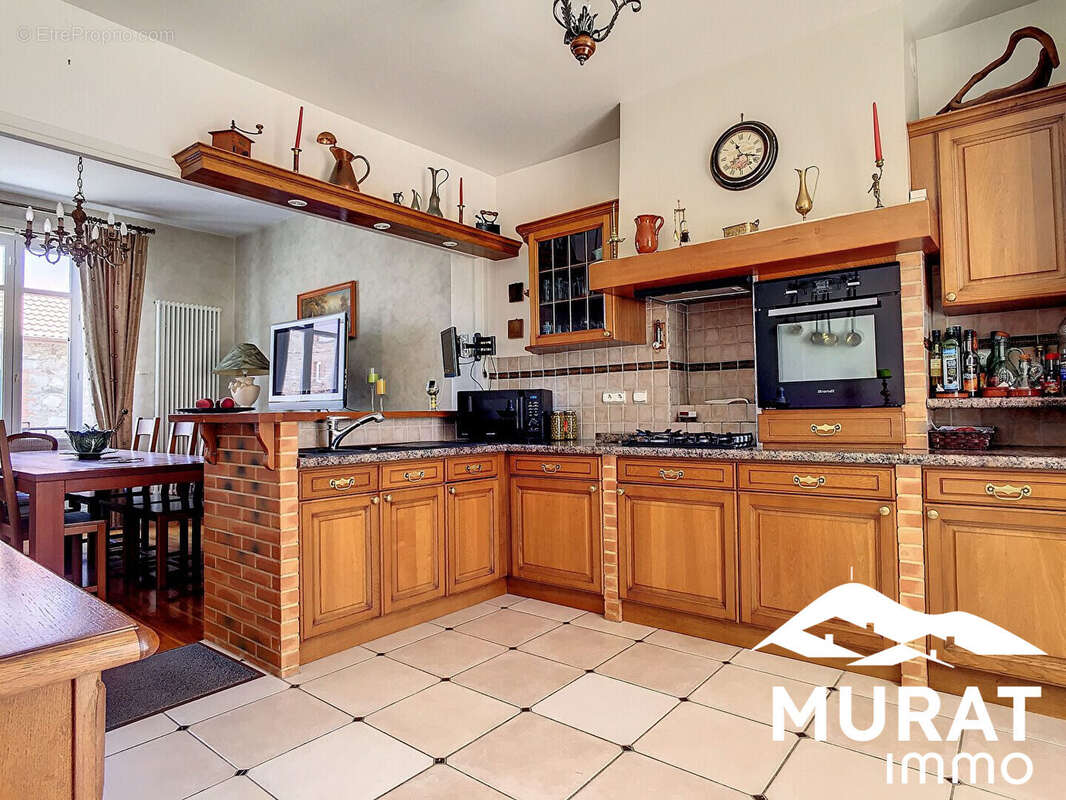 Maison à SAINT-REMY-SUR-DUROLLE