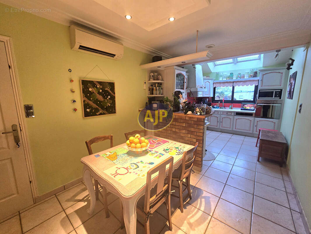 Maison à GUEMENE-PENFAO