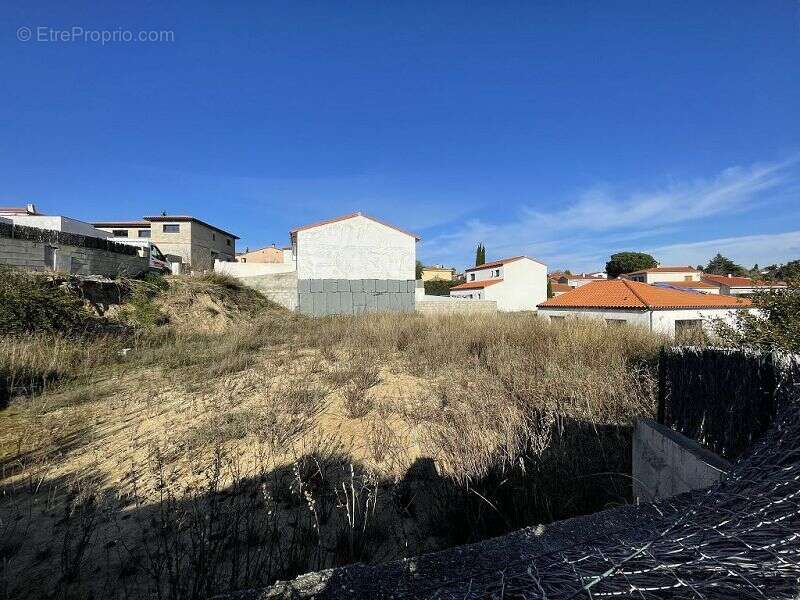 Terrain à TRESSERRE