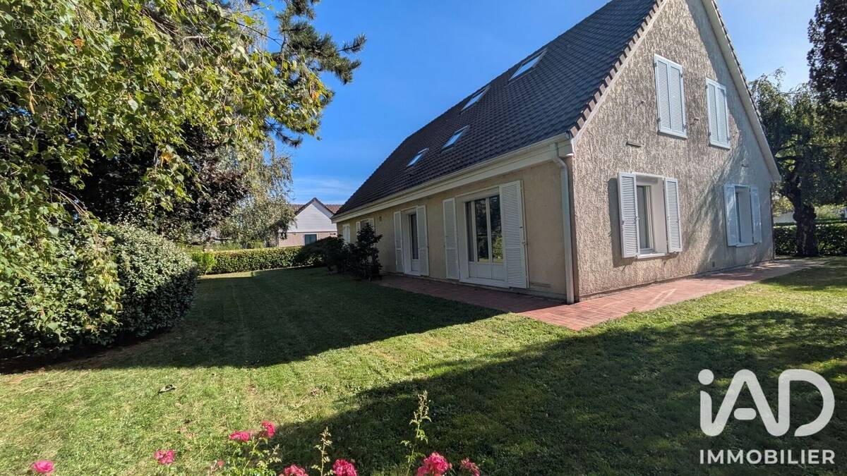 Photo 1 - Maison à GIF-SUR-YVETTE