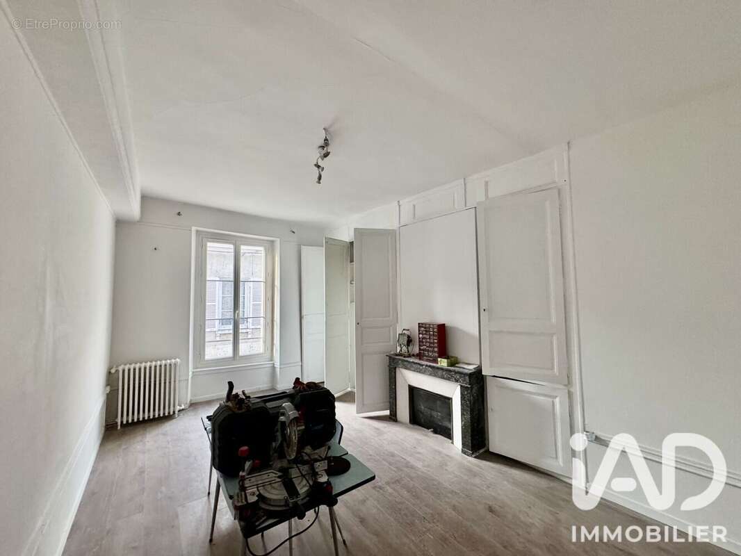 Appartement 264 m² à Etampes  - photo 3