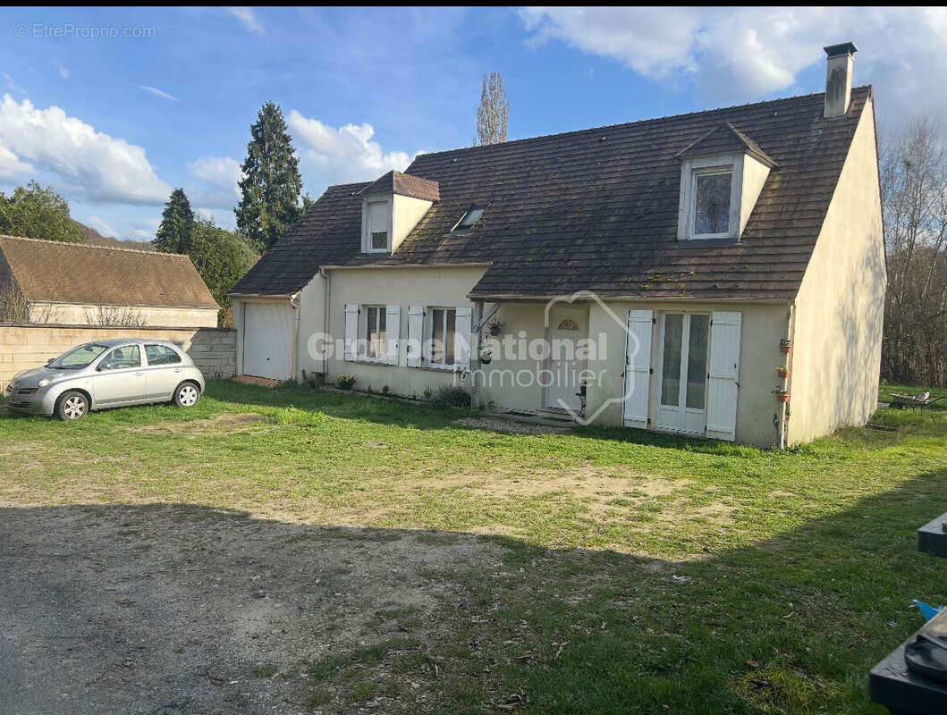 Maison à PIERREFONDS
