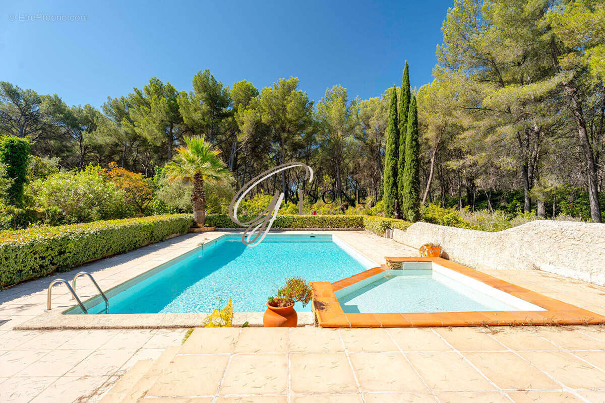 Maison à SANARY-SUR-MER