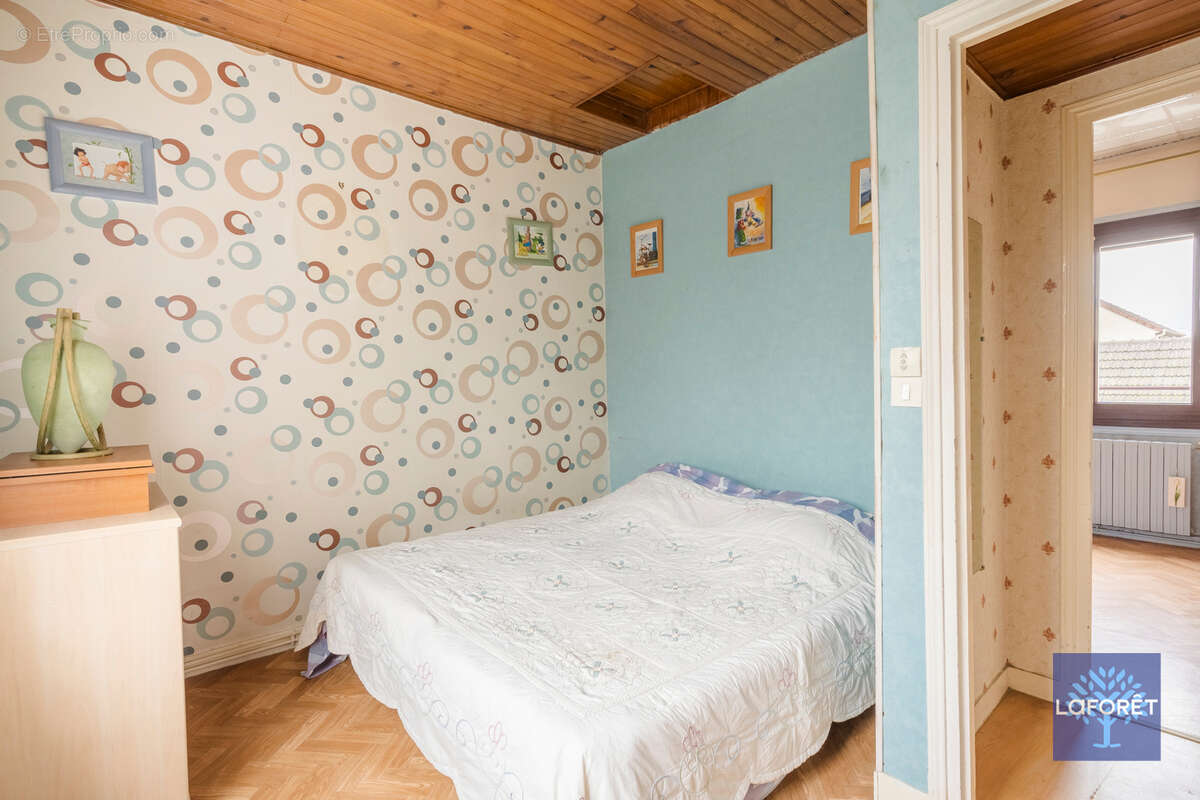 Maison à LES PAVILLONS-SOUS-BOIS