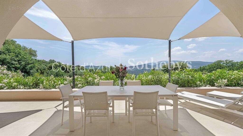 Bastide provençale contemporaine avec vue dégagée à pied du village de Gassin, piscine et studio - photo 6