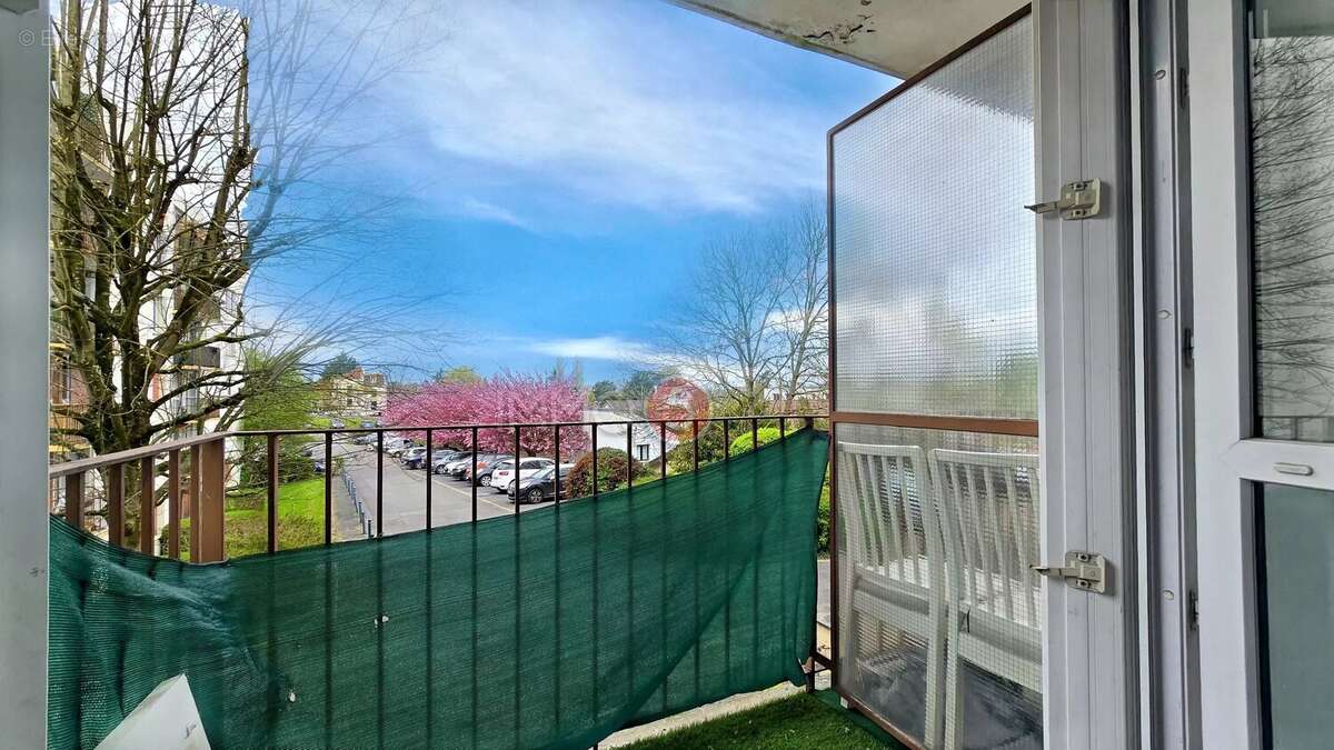 Appartement à LE RAINCY