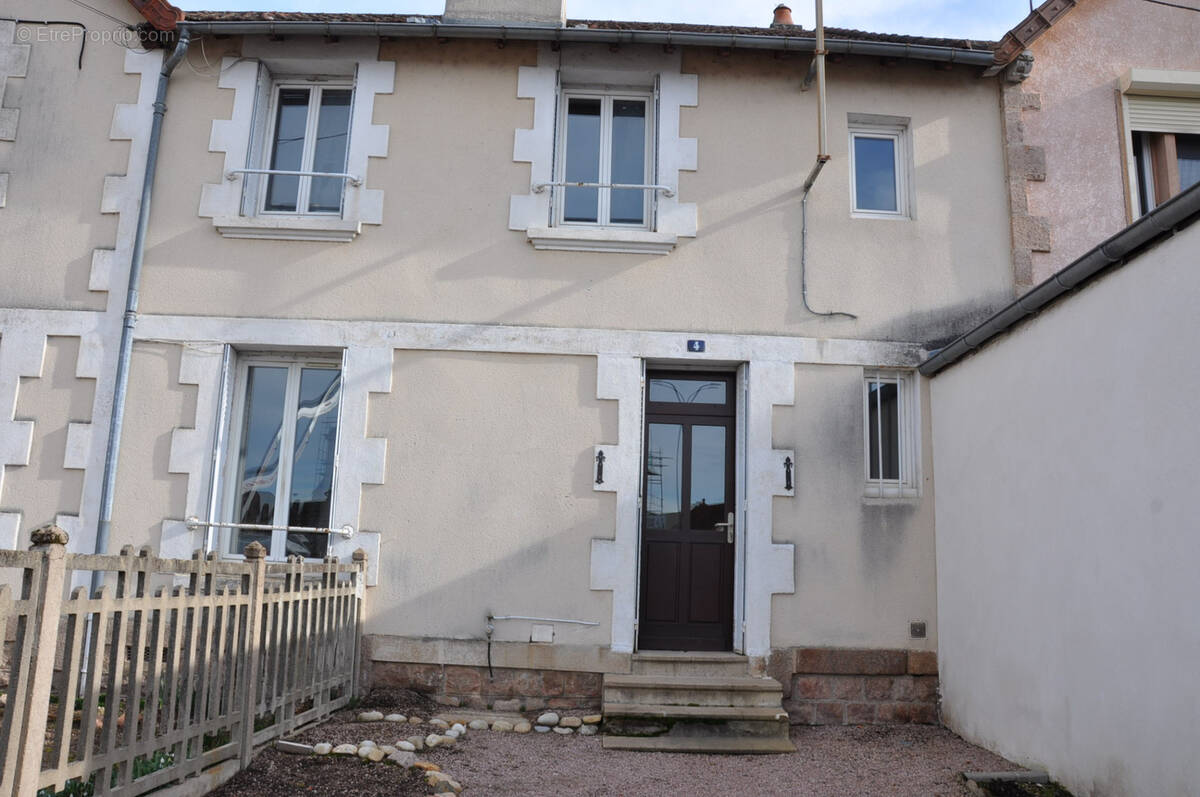 Maison à LAPALISSE