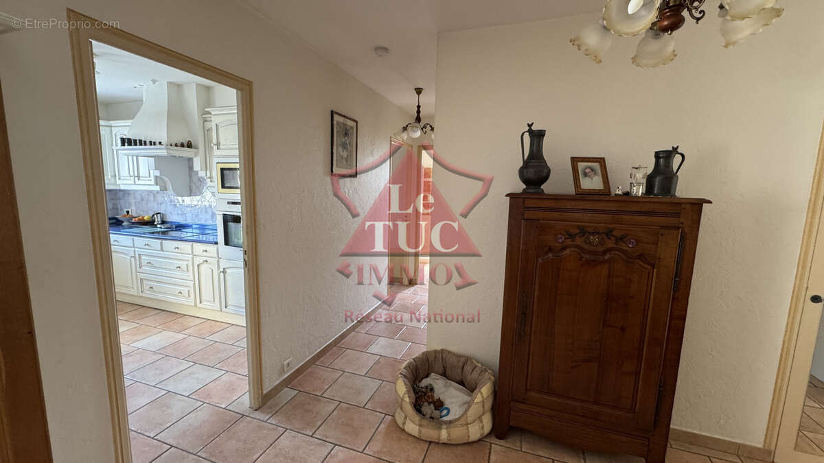 Appartement à PEYMEINADE