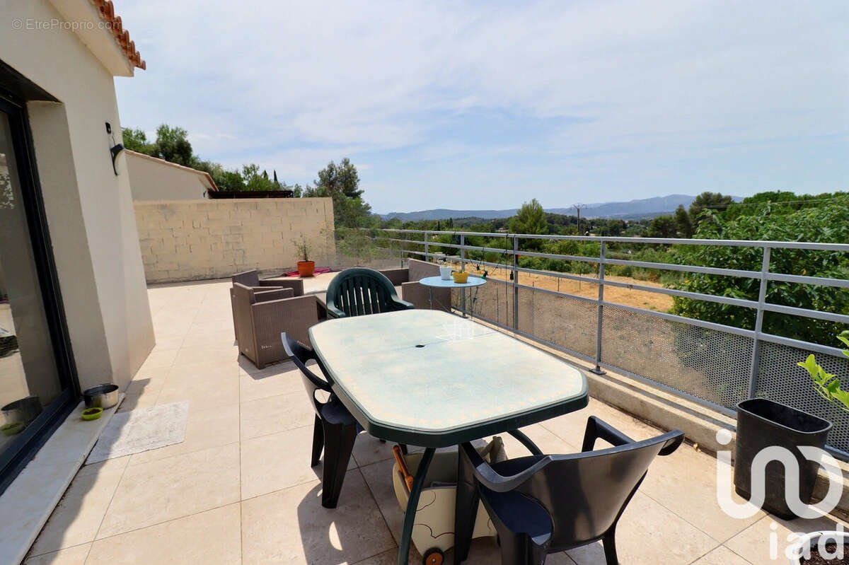 Photo 9 - Maison à ROQUEVAIRE