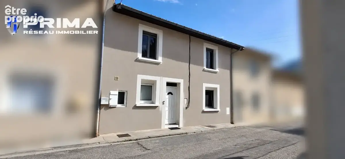 Jarrie (à 15 min de Grenoble)   Superbe maison de village avec jardin & garage - photo 2