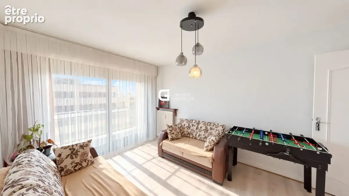 Appartement spacieux de 5 pièces à Oyonnax - photo 9