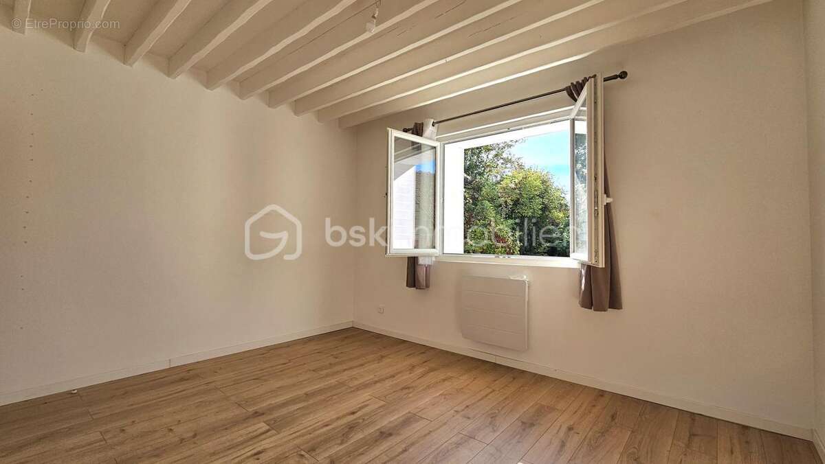 Maison à QUINCY-VOISINS