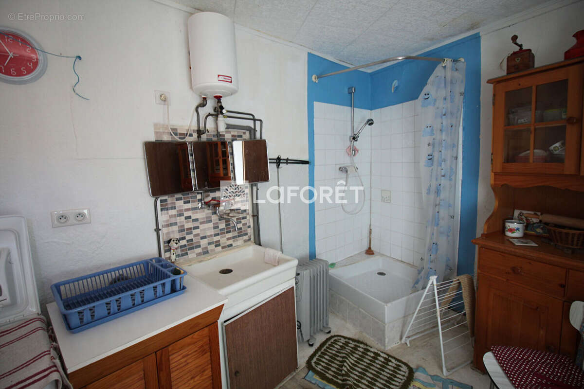 Maison ancienne à rafraichir Mareuil En Périgord 4 pièces 81 m2 avec  cours et grange non attenante - photo 9