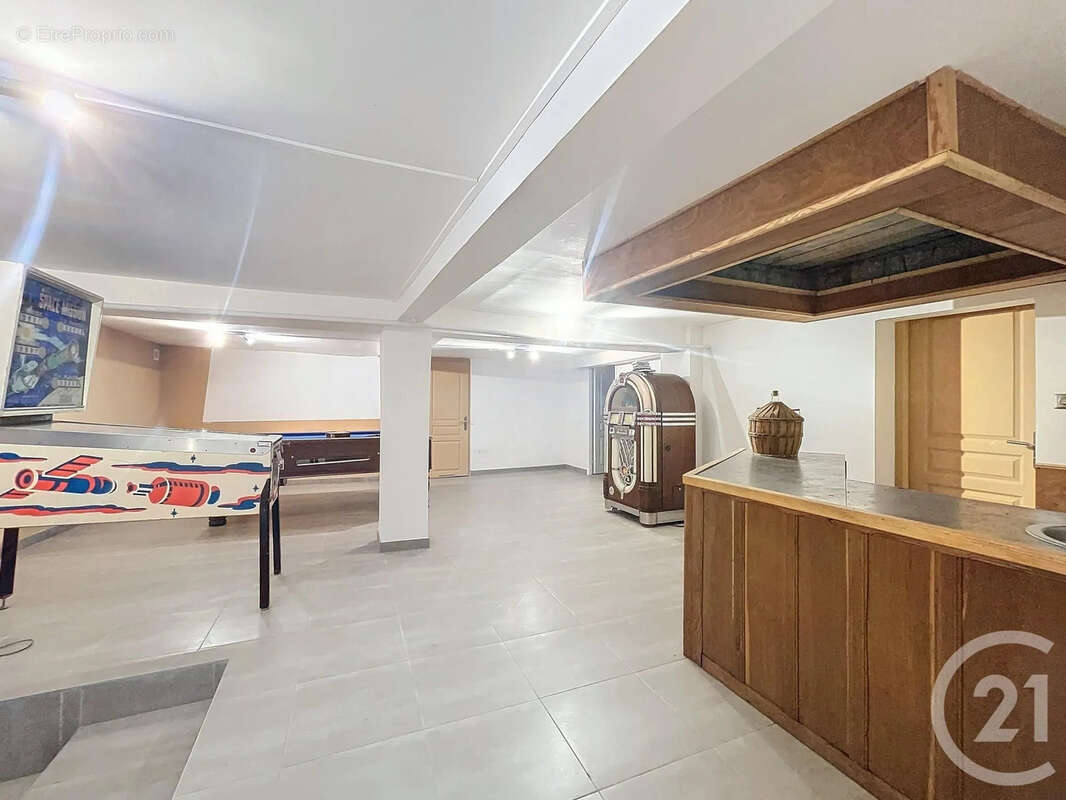 Maison 220 m² à Troyes  - photo 8