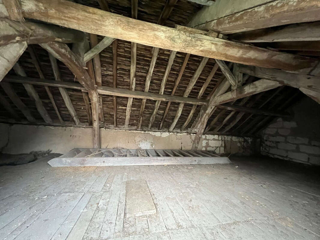 Maison à MONTEREAU-FAULT-YONNE