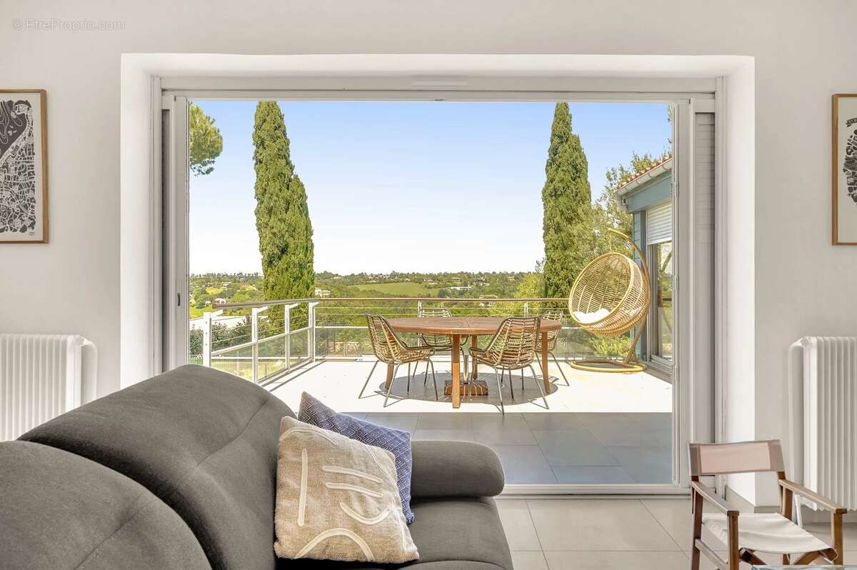 Maison à VIGOULET-AUZIL