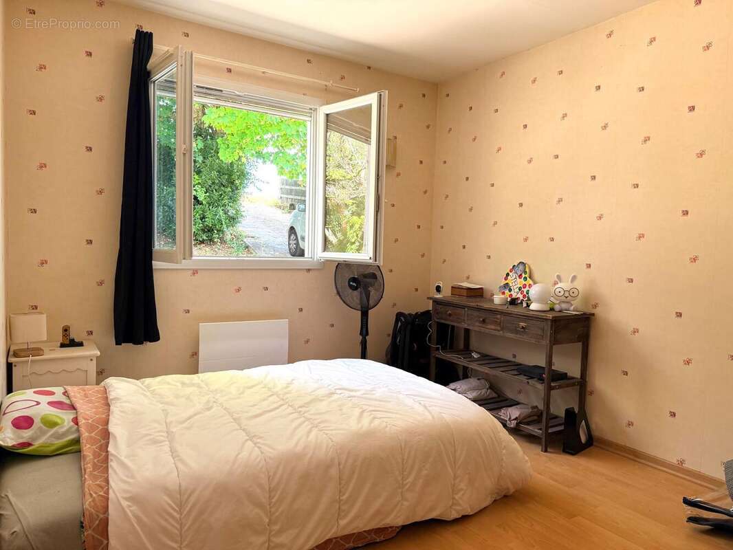 Maison 121 m² à Courcoury  - photo 7